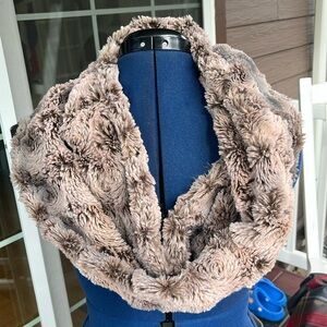 Peace & Pearls Fur Neck Wrap